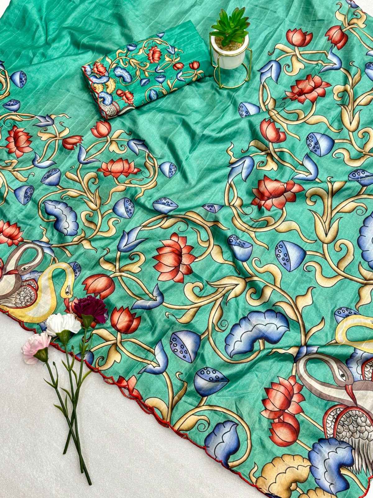 Handloom Tussar silk arco  border on both side with kalamkari digital print Saree