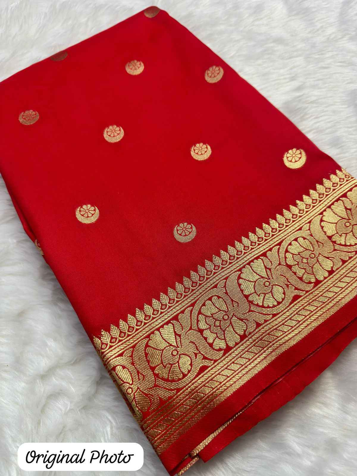 Soft silk saree with Beautiful gold Zari design all over saree and zari weawing Rich pallu with zari weawing border