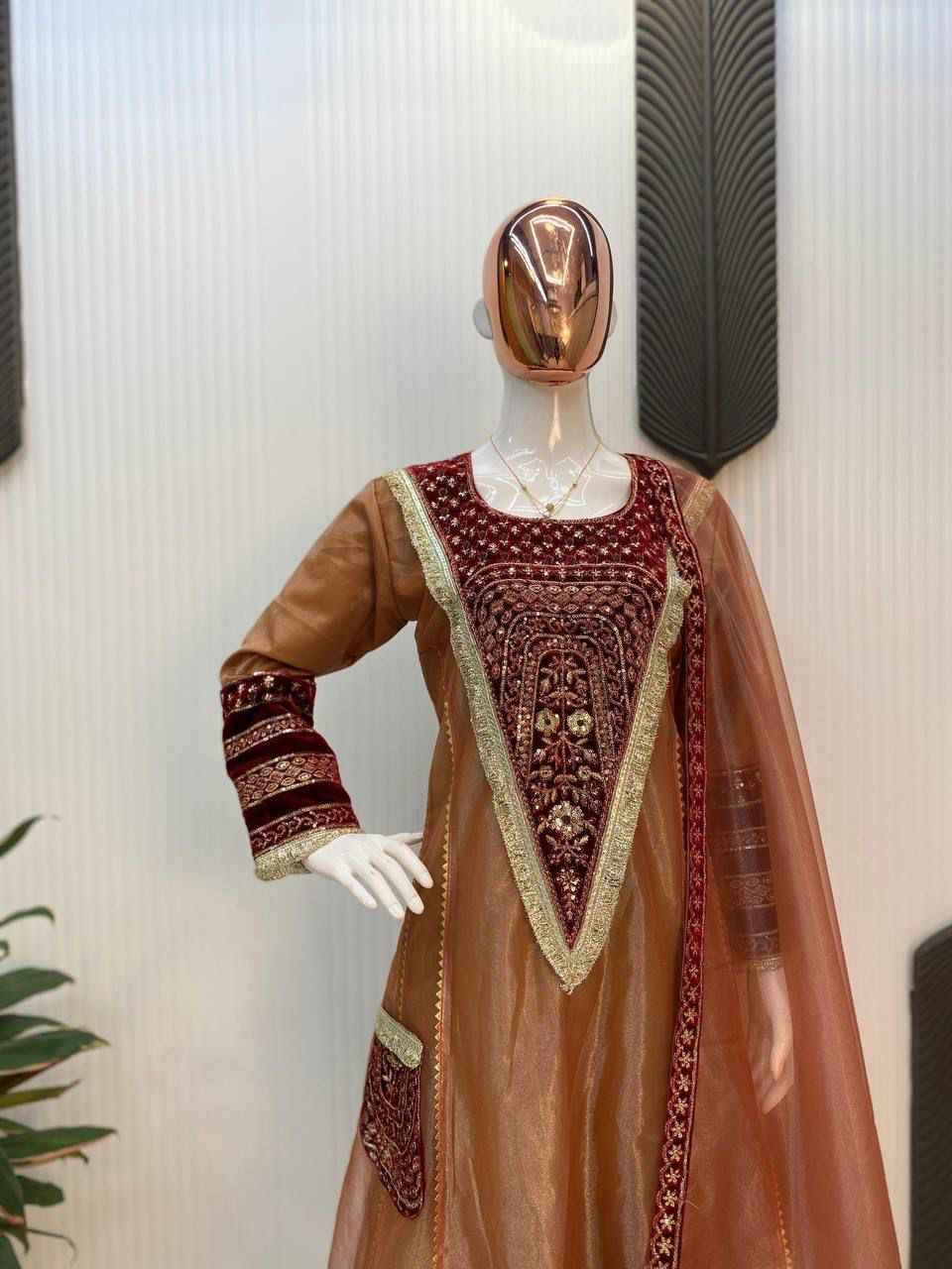 FLAILED KALI SUIT PANT WITH DUPATTA