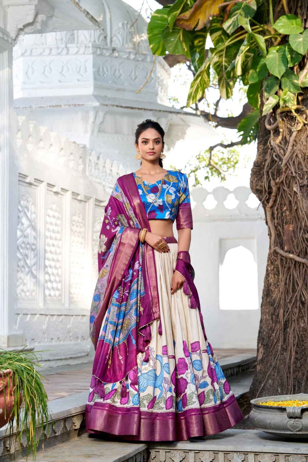 LEHANGA DOLA SILK WITH PRINTED KALAMKARI AND WITH ZARI WEAVING BORDER